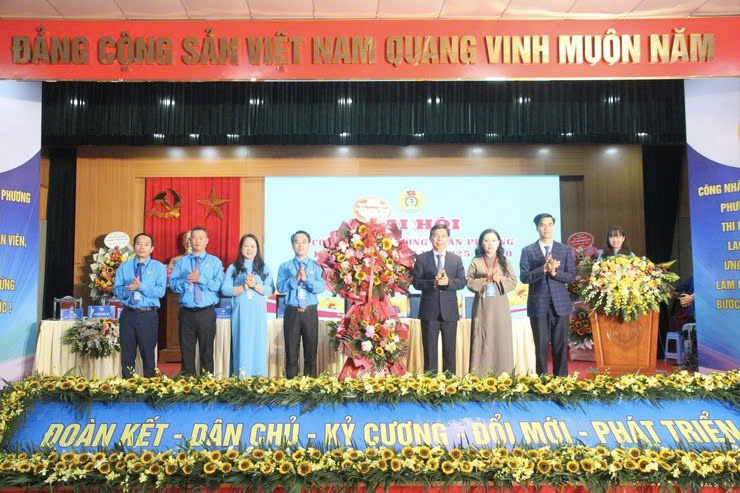 Đại hội Công đoàn phường Xuân Phương lần thứ I: Khẳng định vai trò đại diện, chăm lo người lao động trong giai đoạn mới