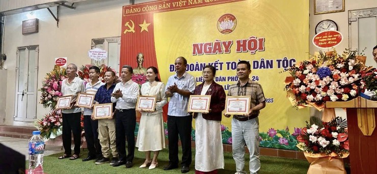 Phường Lĩnh Nam lan tỏa tinh thần đại đoàn kết trong Ngày hội toàn dân tộc