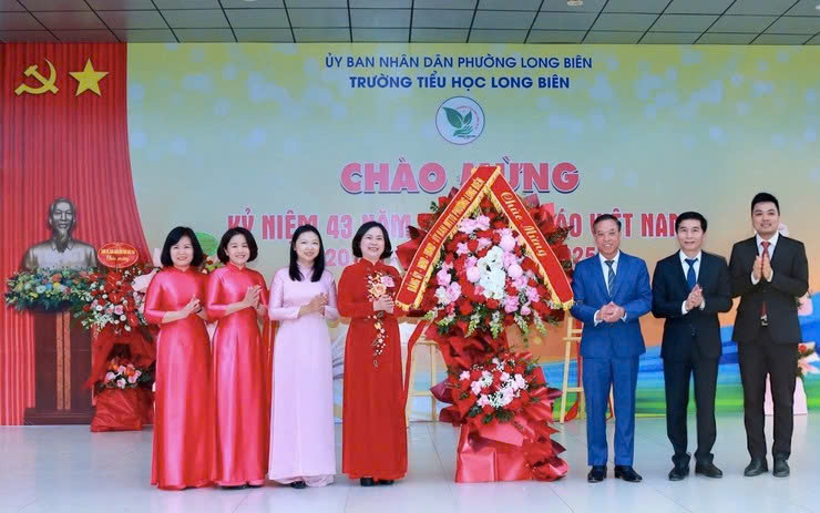 Phường Long Biên tri ân đội ngũ nhà giáo nhân kỷ niệm 43 năm Ngày Nhà giáo Việt Nam