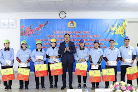 Liên đoàn Lao động thành phố Hà Nội triển khai chuỗi hoạt động “Tết Sum vầy – Xuân ơn Đảng” 2026, chăm lo toàn diện cho đoàn viên, người lao động