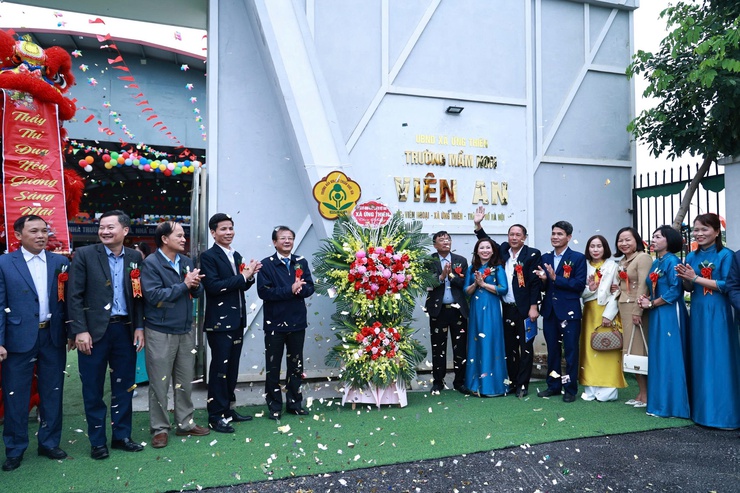 Trường Mầm non Viên An (xã Ứng Thiên) đón Bằng công nhận đạt chuẩn quốc gia mức độ 1, khẳng định bước phát triển bền vững