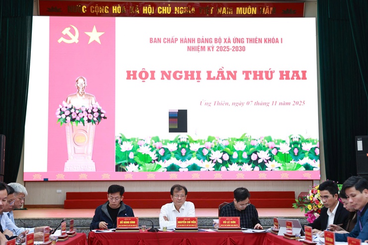 Đảng bộ xã Ứng Thiên bàn giải pháp sớm đưa Nghị quyết Đại hội lần thứ I vào cuộc sống
