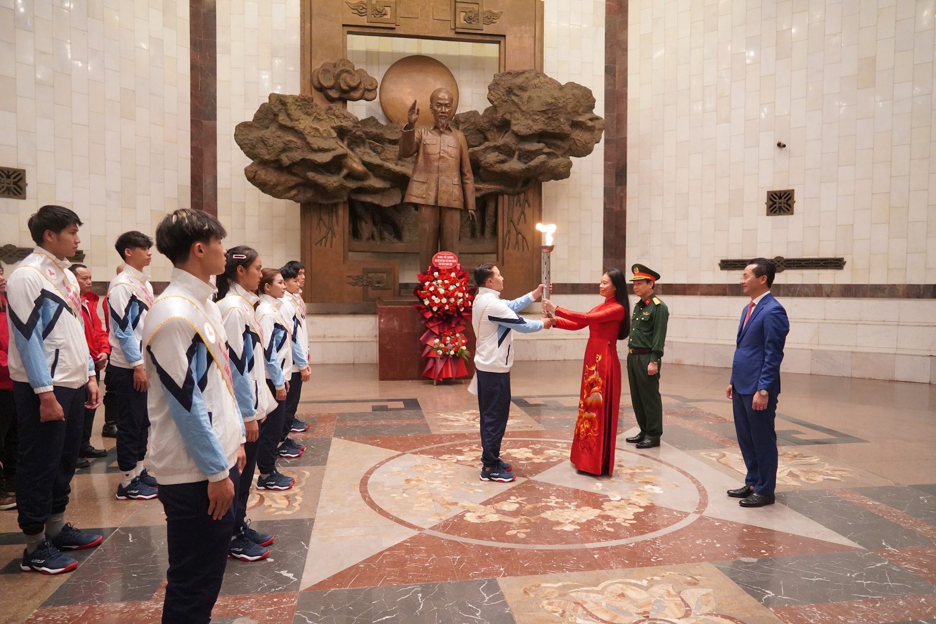 Hà Nội long trọng tổ chức lễ xin lửa Đại hội Thể dục Thể thao Thủ đô lần thứ XI năm 2025