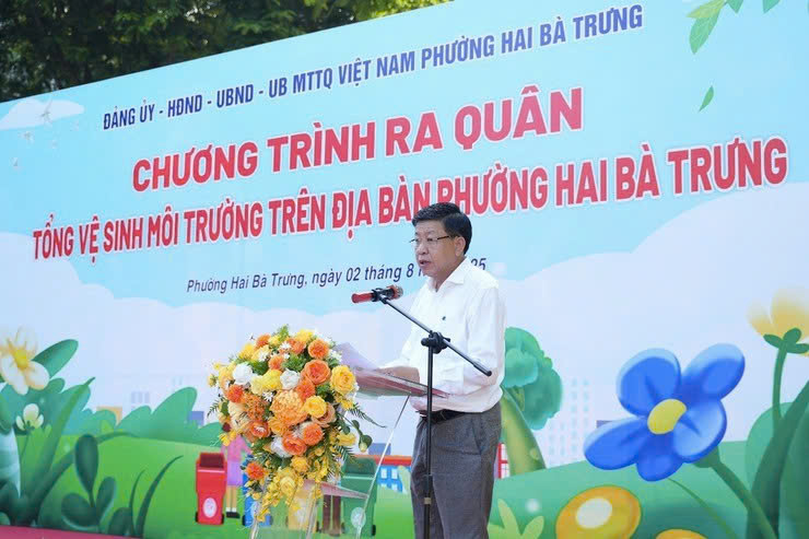 Phường Hai Bà Trưng ra quân tổng vệ sinh môi trường, xây dựng diện mạo đô thị “Sáng - Xanh - Sạch - Đẹp”