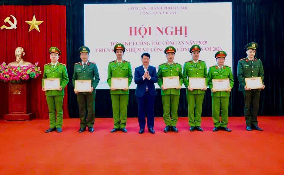 Công an xã Ba Vì tổng kết công tác năm 2025, quyết tâm giữ vững an ninh trật tự trong năm 2026