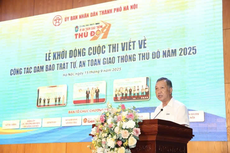 Hà Nội phát động Chương trình “Vì An toàn giao thông Thủ đô 2025”: Lan tỏa ý thức, kiến tạo văn hóa giao thông bền vững