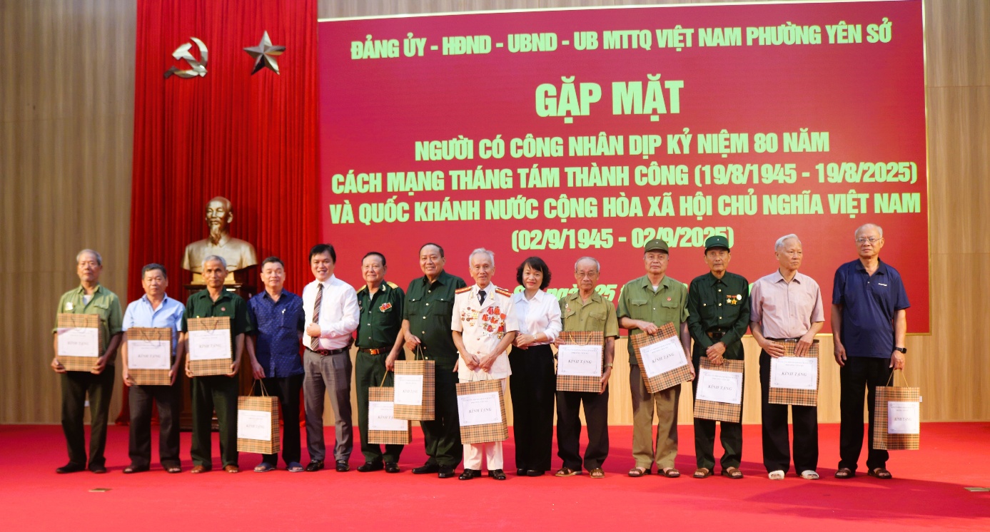 Phường Yên Sở tri ân người có công, lan tỏa đạo lý uống nước nhớ nguồn
