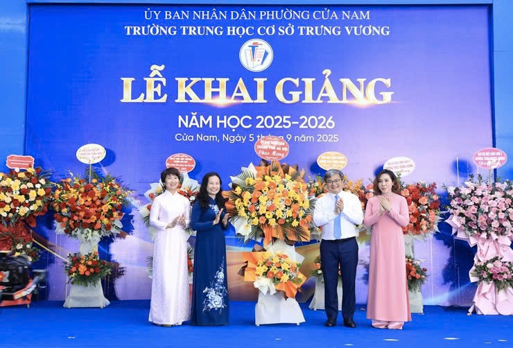 Trường THCS Trưng Vương khai giảng năm học mới: Khẳng định bản lĩnh tiên phong trong giáo dục số và hội nhập quốc tế