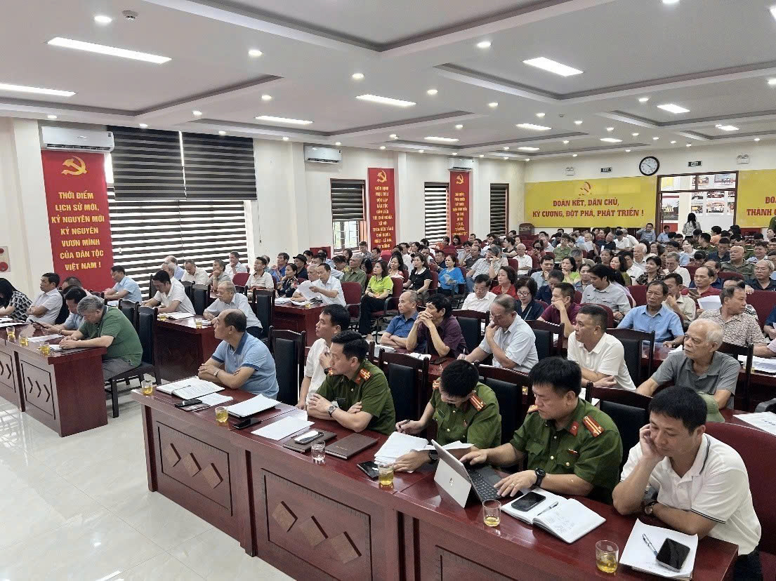 Phường Định Công triển khai đồng bộ công tác tặng quà nhân dân dịp Quốc khánh 02-9