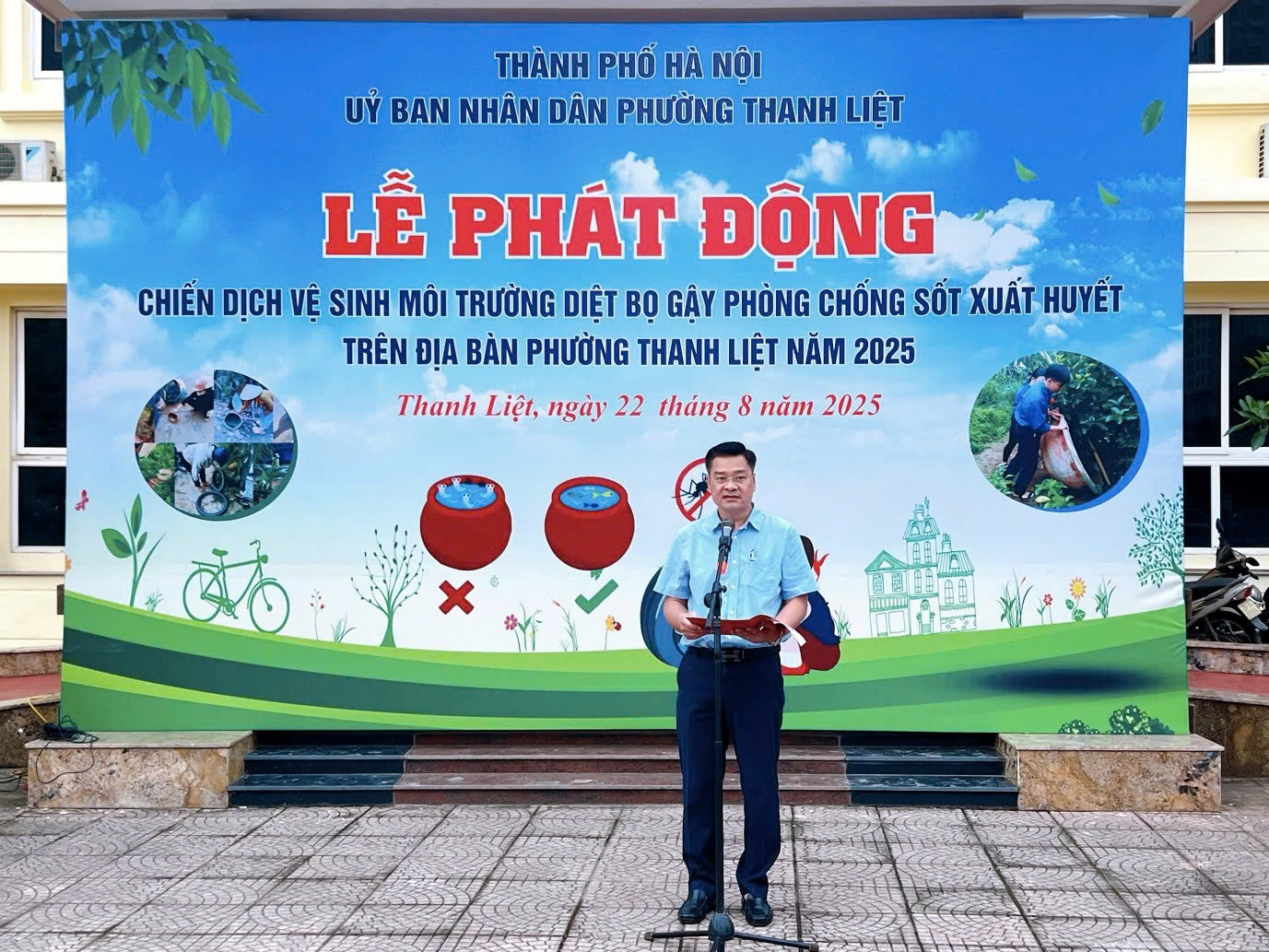 Phường Thanh Liệt ra quân tổng vệ sinh môi trường, quyết liệt phòng chống sốt xuất huyết