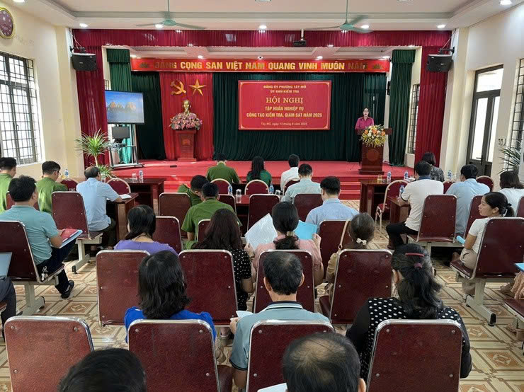 Phường Tây Mỗ tăng cường kỷ luật, siết chặt kiểm tra - giám sát: Nâng cao năng lực lãnh đạo trong giai đoạn mới