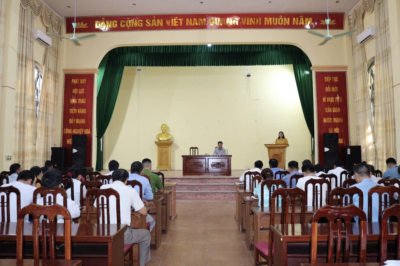 Xã Quảng Bị tập trung phục hồi đời sống dân sinh, thúc đẩy chuyển đổi số sau bão số 5