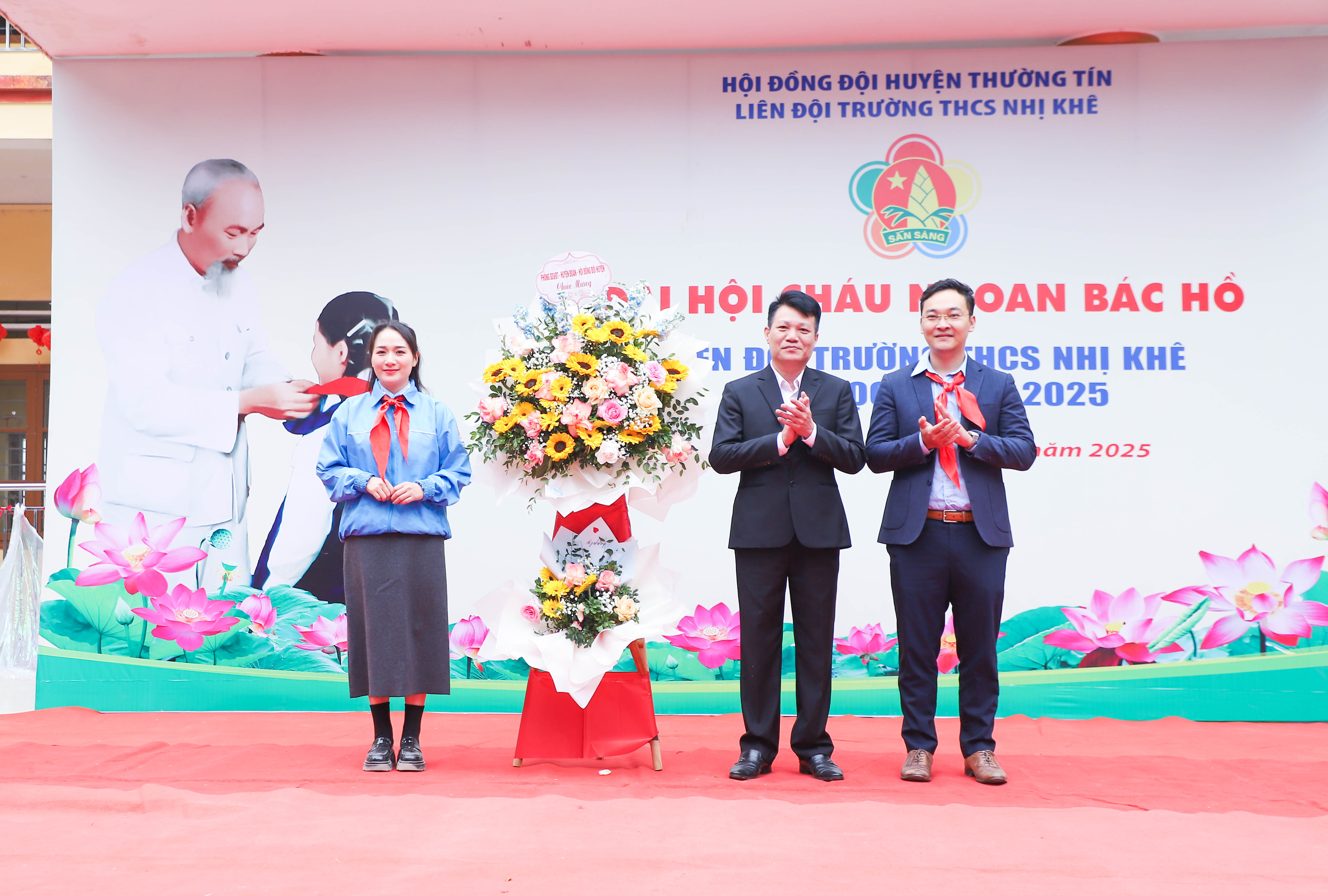 Huyện đoàn - Hội đồng Đội Thường Tín phát huy vai trò nòng cốt trong Đại hội điểm Cháu ngoan Bác Hồ tại THCS Nhị Khê
