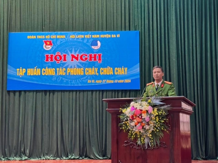 Ba Vì: Đoàn viên thanh niên tập huấn kỹ năng phòng cháy, chữa cháy và cứu nạn, cứu hộ, nâng cao ý thức phòng chống cháy nổ