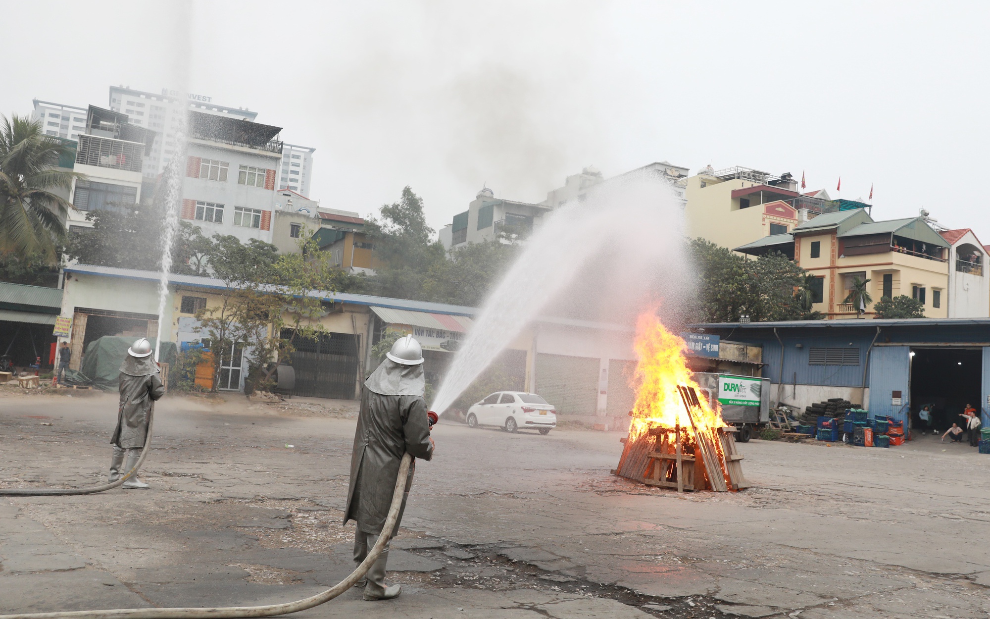 Quận Hoàng Mai đẩy mạnh liên kết doanh nghiệp trong công tác phòng cháy chữa cháy: Hướng tới an toàn bền vững