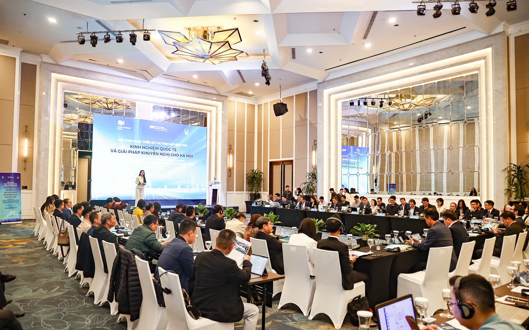 Hà Nội đẩy mạnh mô hình đô thị TOD: Hợp tác chiến lược với Vương quốc Anh trong phát triển đường sắt đô thị