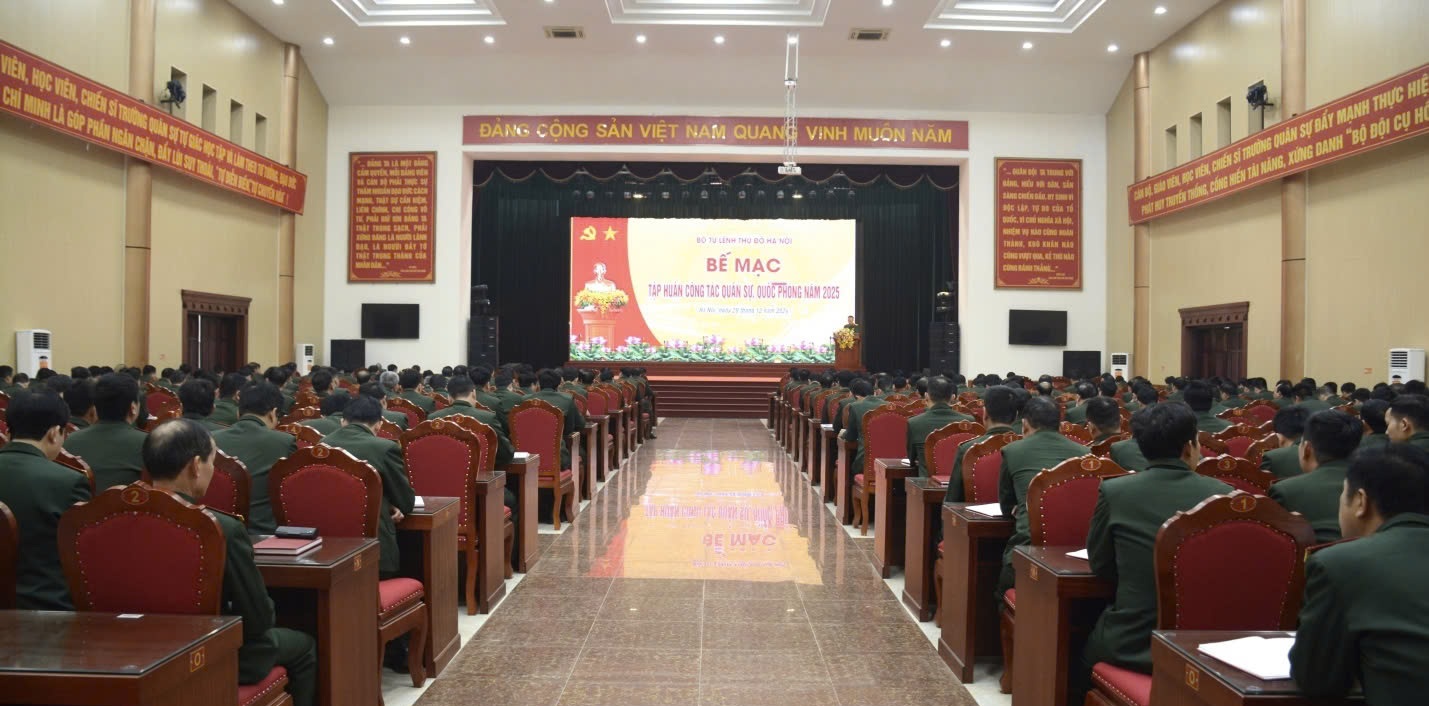 Hoàn thành tập huấn quân sự năm 2024: Nâng cao trình độ, sẵn sàng bước vào năm 2025