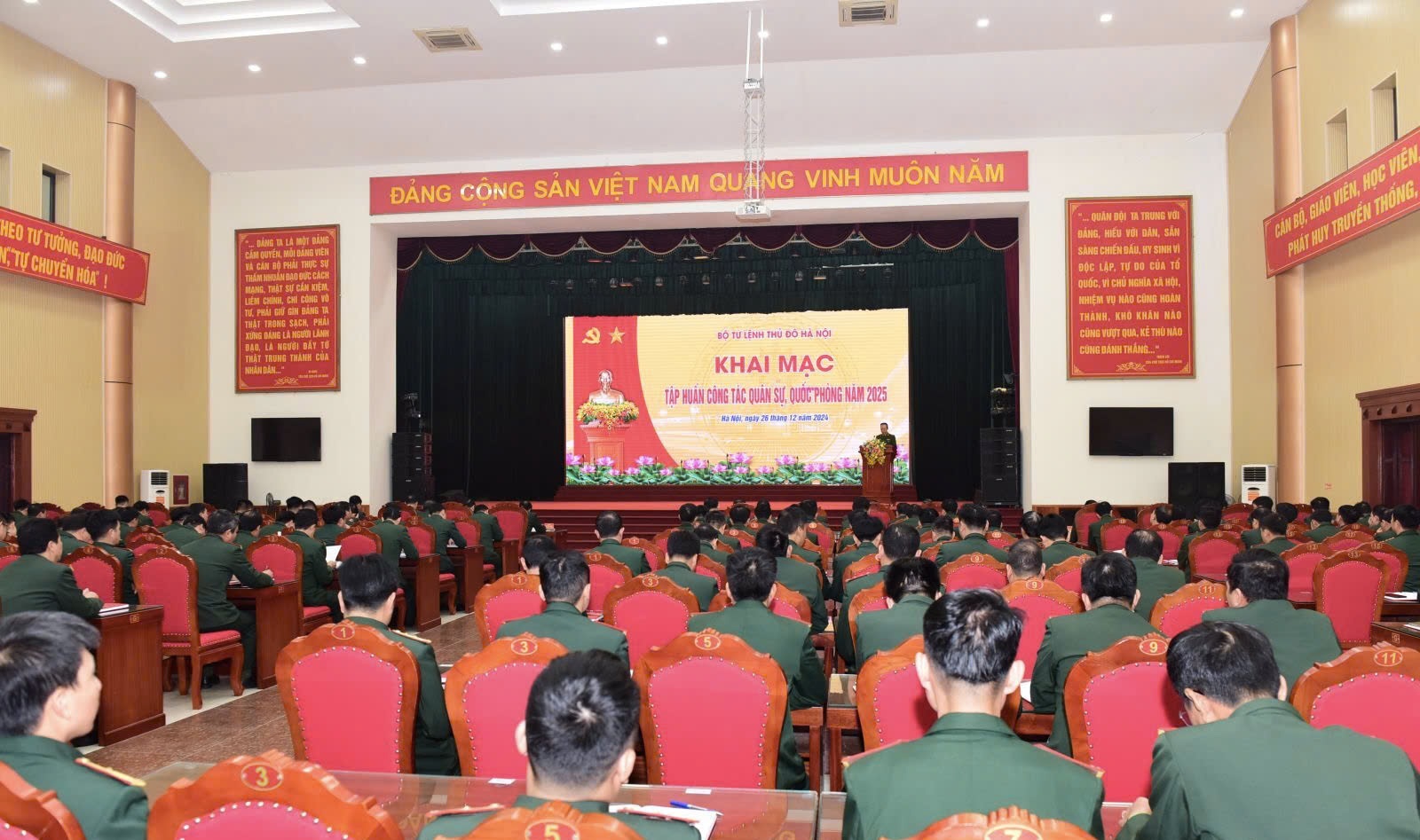 Bộ Tư lệnh Thủ đô Hà Nội tổ chức tập huấn nâng cao năng lực cán bộ, sẵn sàng thực hiện nhiệm vụ năm 2025
