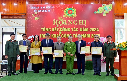 Hội Cựu Công an nhân dân thị xã Sơn Tây: Góp sức xây dựng cộng đồng, phát huy truyền thống người chiến sĩ Công an nhân dân