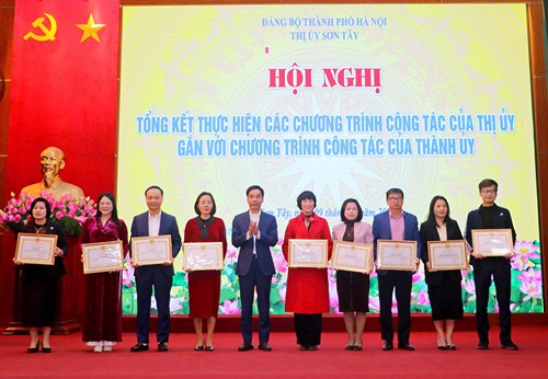 Thị ủy Sơn Tây tổng kết công tác nhiệm kỳ 2020-2025: Bước tiến mạnh mẽ trong phát triển kinh tế - xã hội