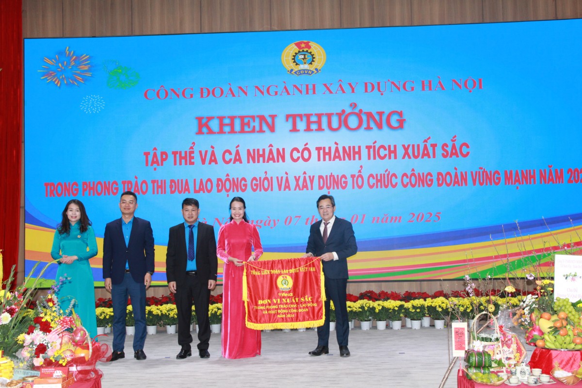 Công đoàn ngành Xây dựng Hà Nội: Vững bước đổi mới, chăm lo toàn diện cho người lao động