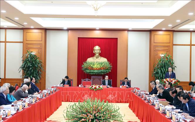 Tổng hợp ý kiến đóng góp vào các dự thảo văn kiện: Phát huy trí tuệ, tạo sự đồng thuận trong Đảng và xã hội