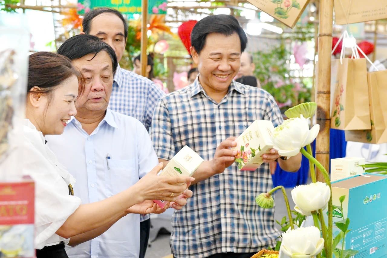 Hà Nội công nhận 108 sản phẩm OCOP 4 sao, 10 sản phẩm tiềm năng 5 sao