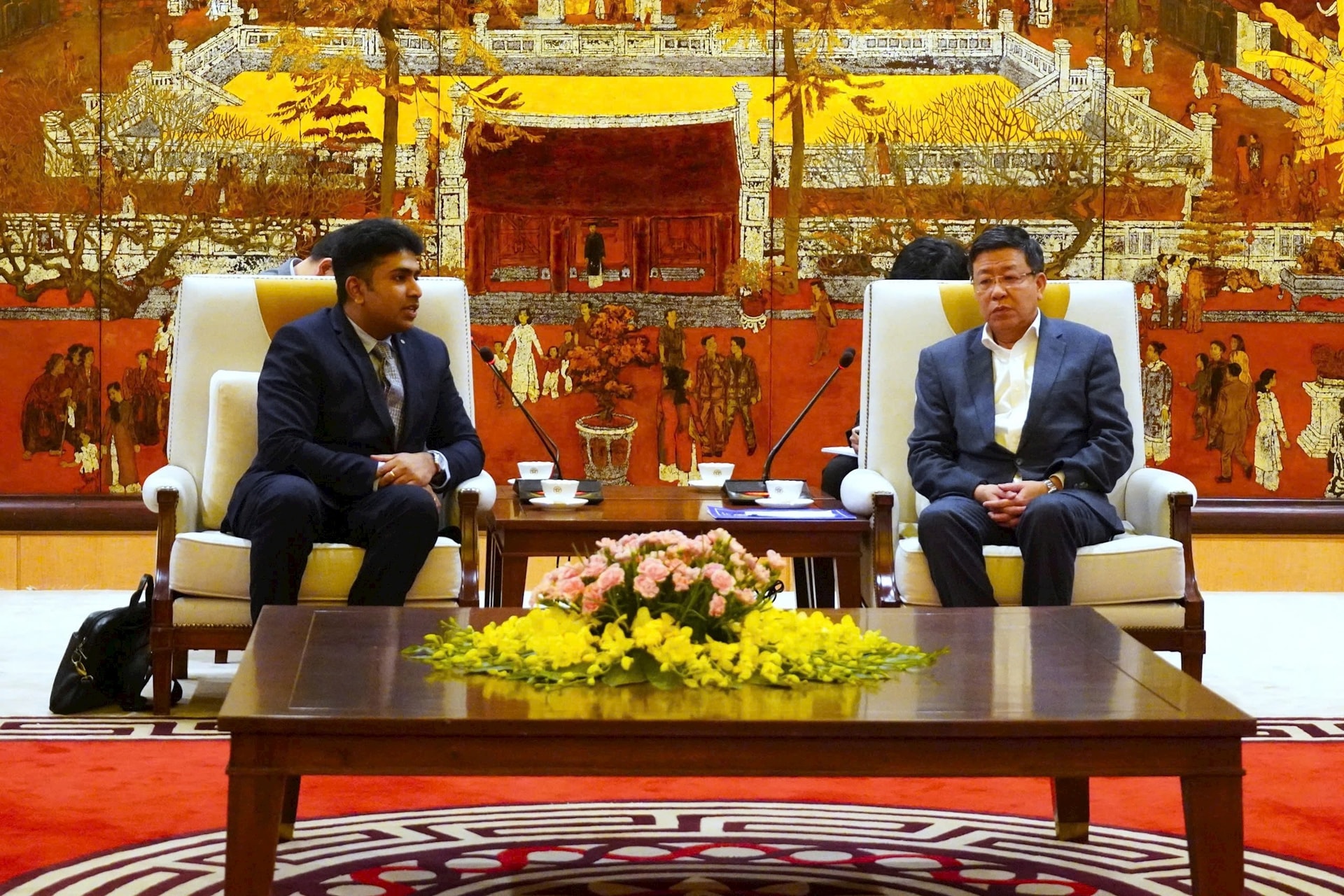Hà Nội tìm kiếm cơ hội hợp tác với tập đoàn Ấn Độ trong phát triển đường sắt đô thị