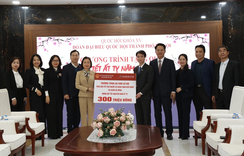 Lan toả tinh thần Tết đoàn viên - Không để ai bị bỏ lại phía sau