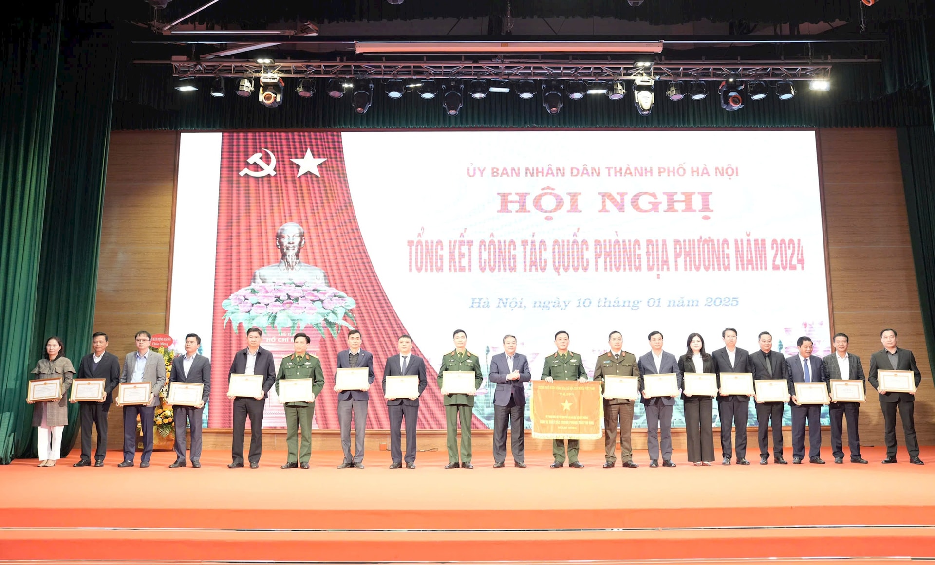Lực lượng vũ trang Thủ đô: Vững vàng bảo vệ an ninh, sẵn sàng nhiệm vụ quốc phòng năm 2025