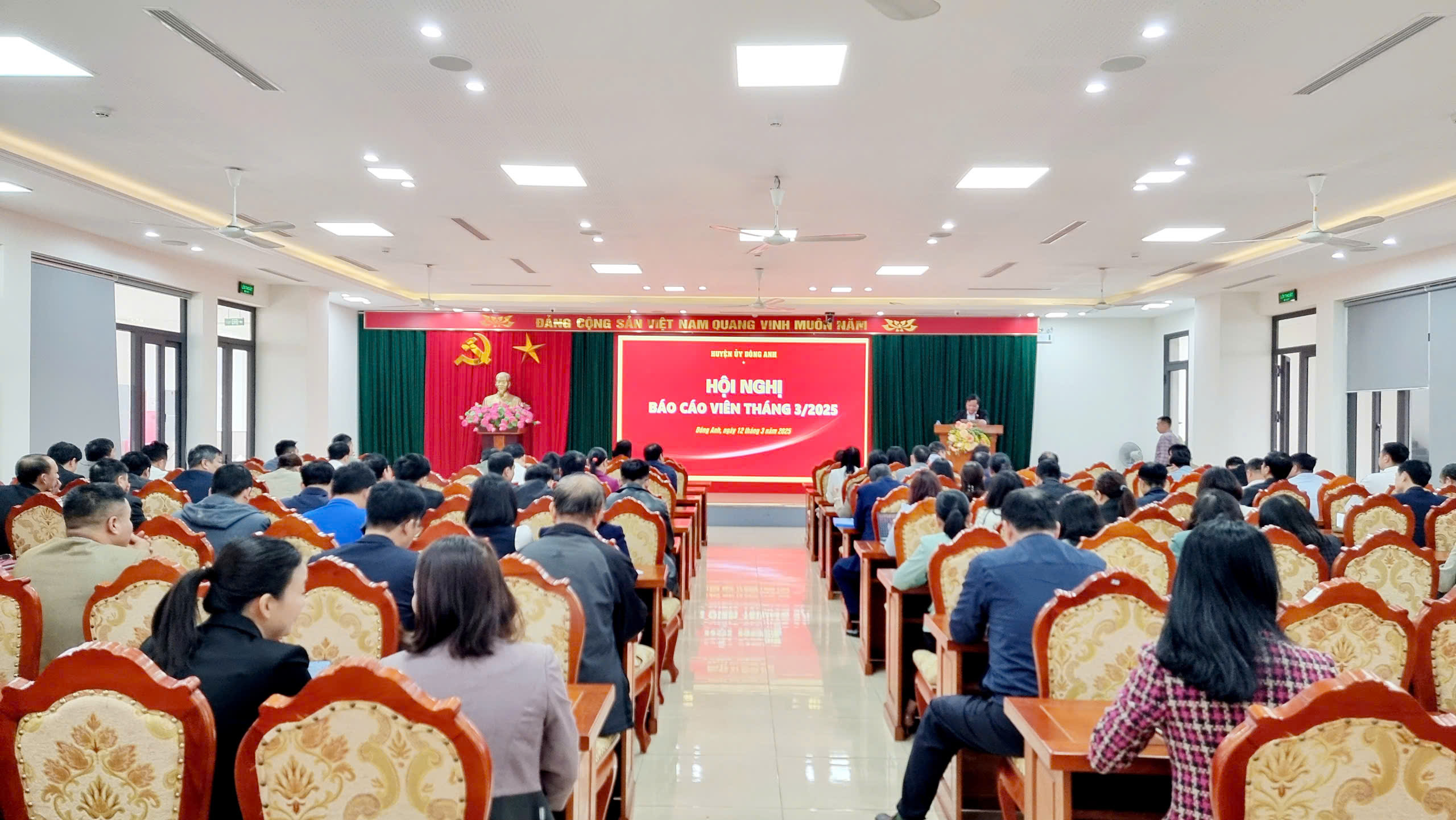Hội nghị cập nhật tình hình thời sự: Định hướng thông tin tuyên truyền trong tình hình mới