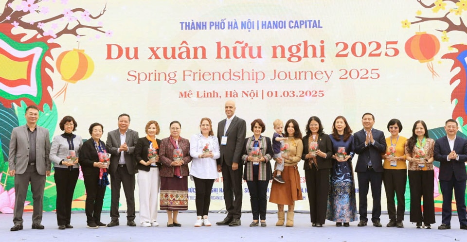 Du xuân hữu nghị 2025: Lan tỏa hình ảnh Hà Nội văn hiến tới bạn bè quốc tế