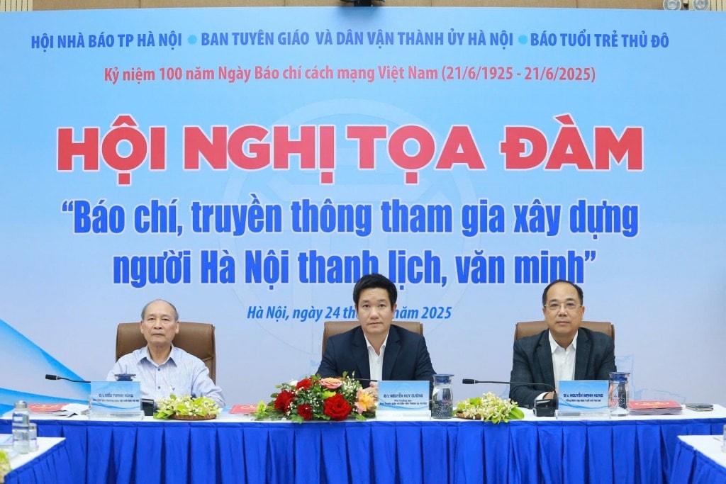 Đặt con người Hà Nội vào vị trí trung tâm của chiến lược phát triển Thủ đô