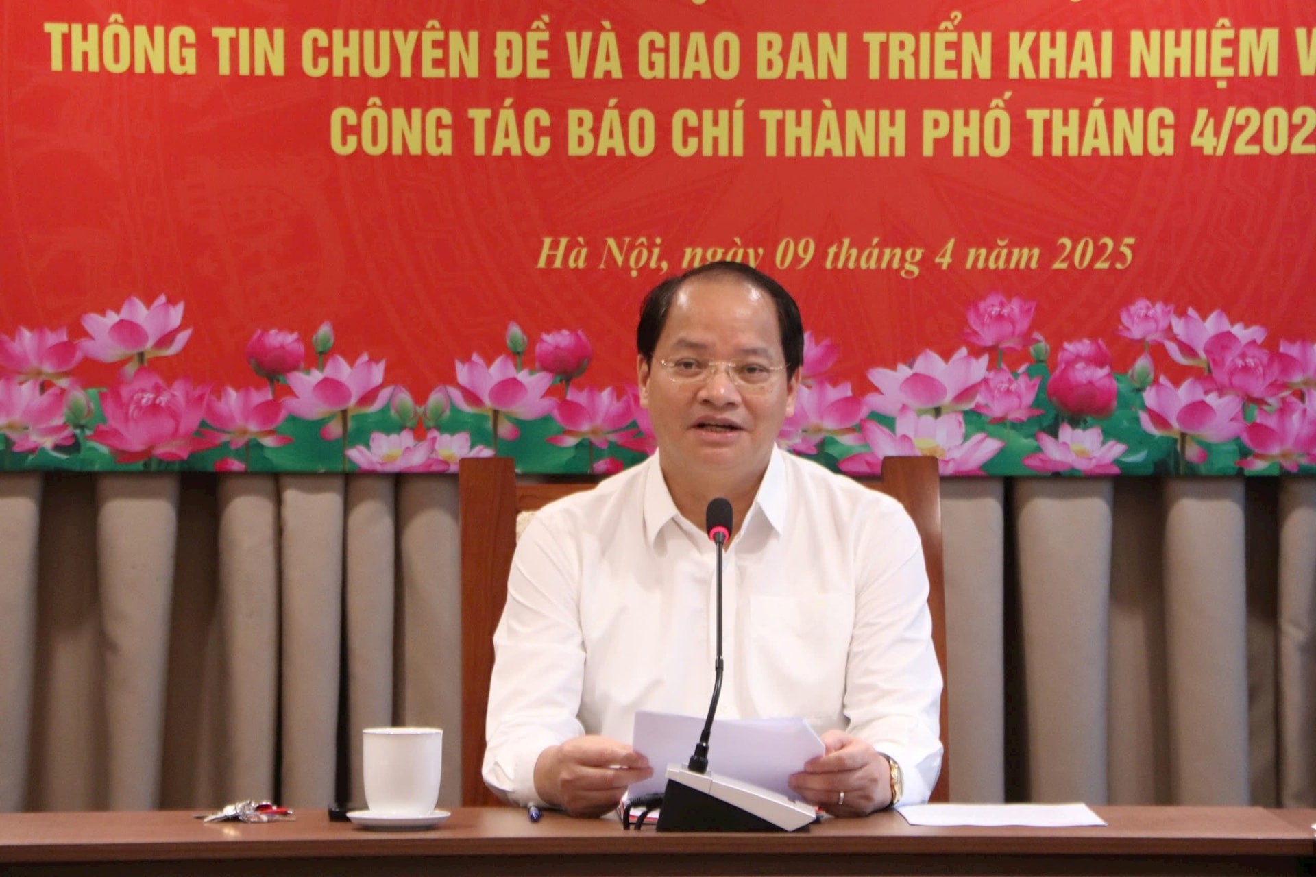 Hà Nội: Đẩy mạnh tuyên truyền công tác sắp xếp, tinh gọn tổ chức bộ máy và kỷ niệm 50 năm Ngày Giải phóng miền Nam, thống nhất đất nước