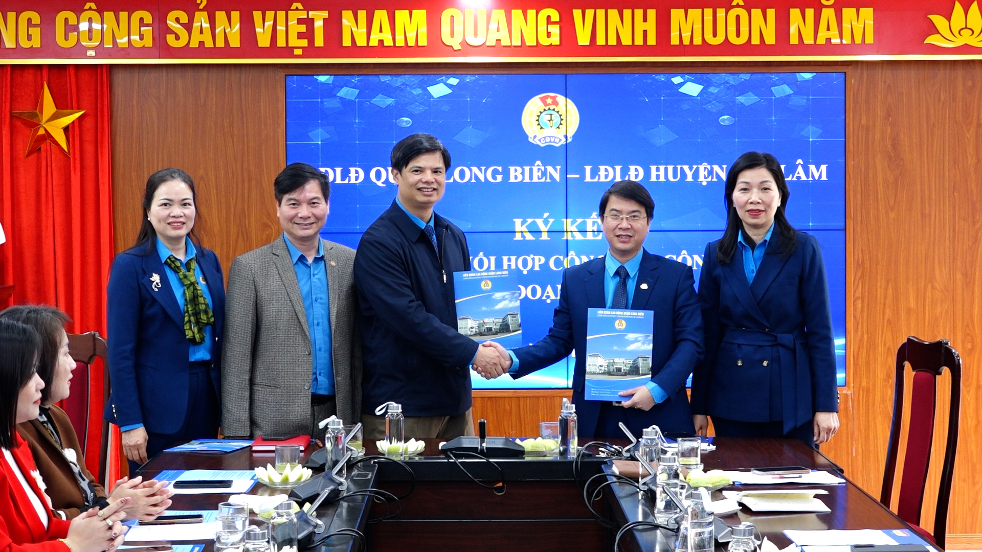 Liên đoàn Lao động quận Long Biên và huyện Gia Lâm tăng cường phối hợp, phát huy hiệu quả hoạt động công đoàn trong giai đoạn mới