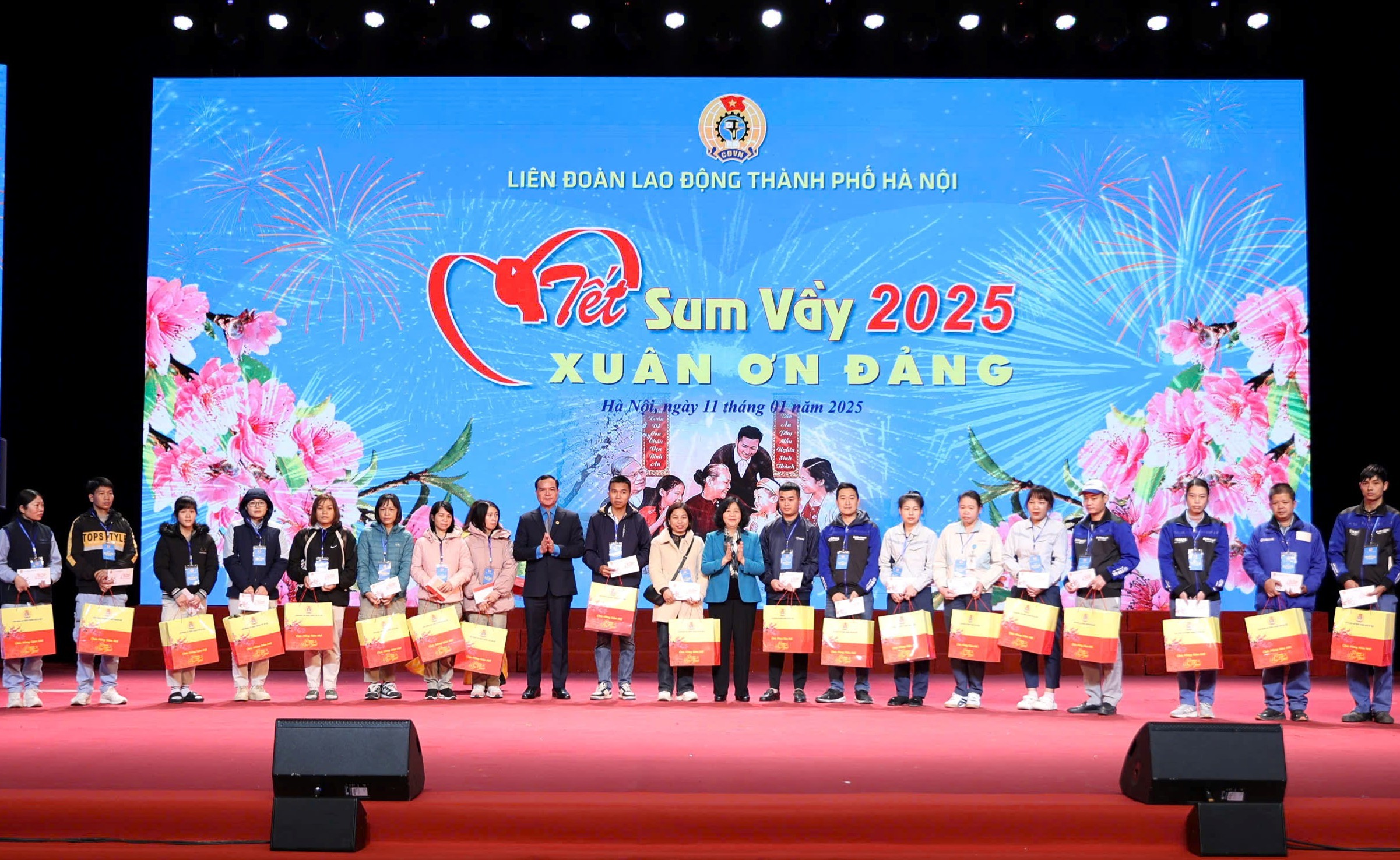 Tết Sum vầy 2025: Hơn 30.000 người lao động Thủ đô đón Xuân trong yêu thương và sẻ chia