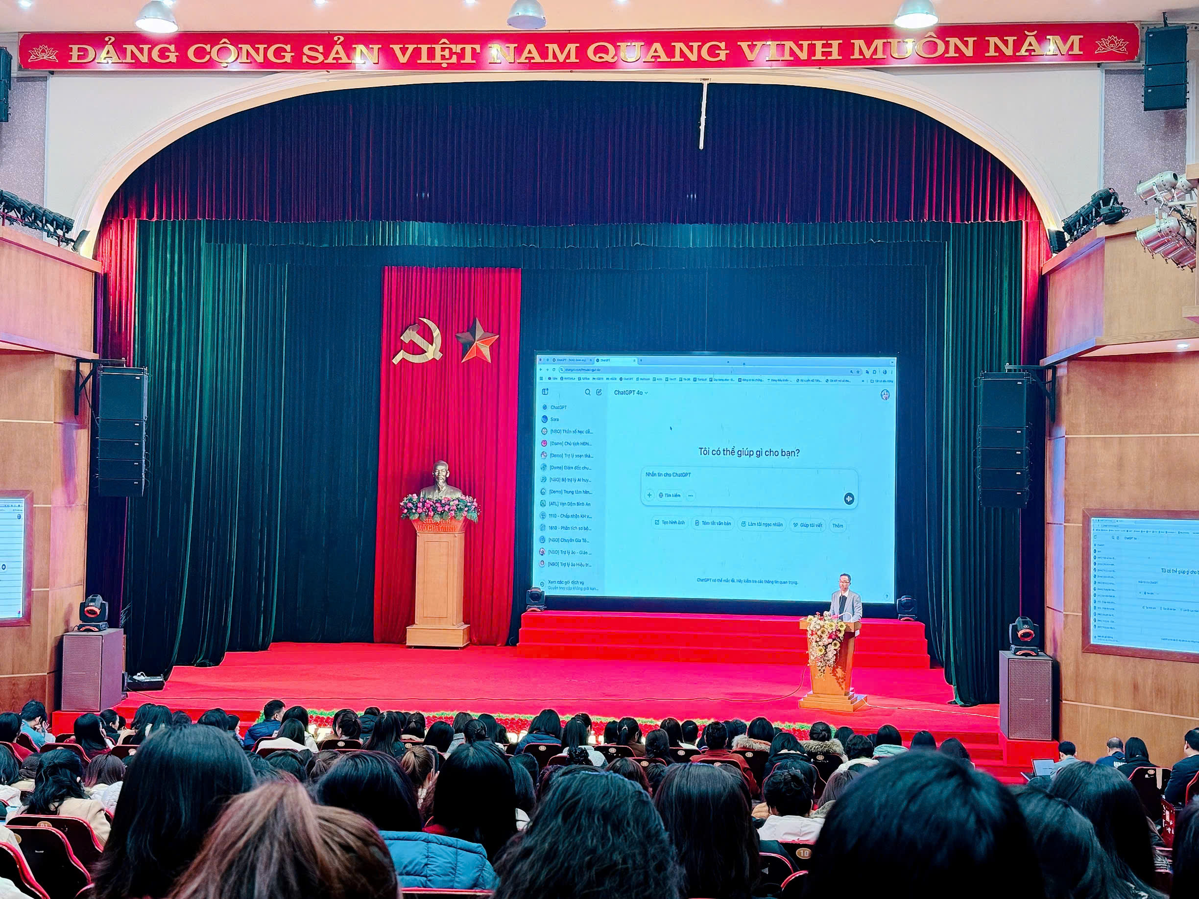 Huyện Thanh Trì tập huấn ứng dụng AI trong giáo dục: Kích hoạt tư duy đổi mới, dẫn dắt chuyển đổi số