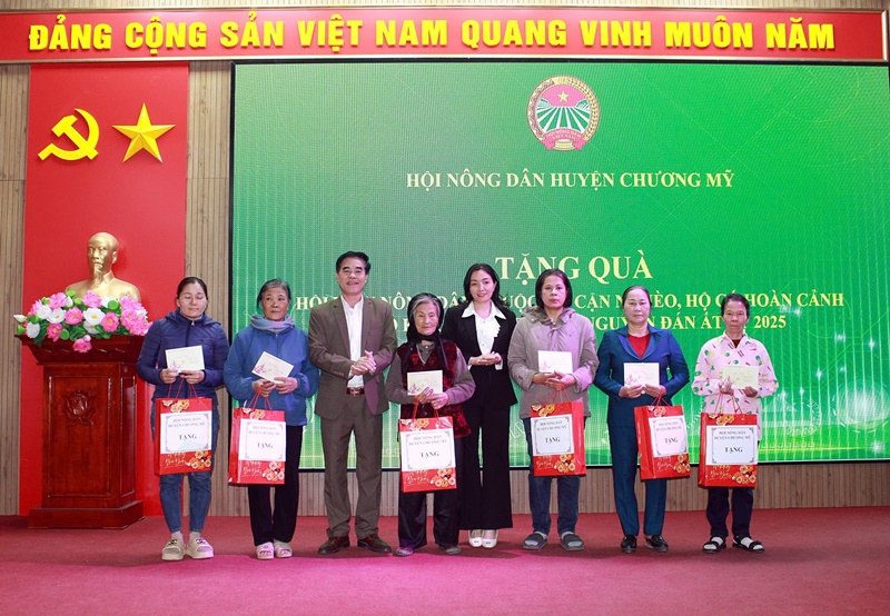 Hội Nông dân huyện Chương Mỹ chung tay chăm lo Tết Ất Tỵ: Gieo mầm yêu thương từ đồng ruộng đến từng mái nhà