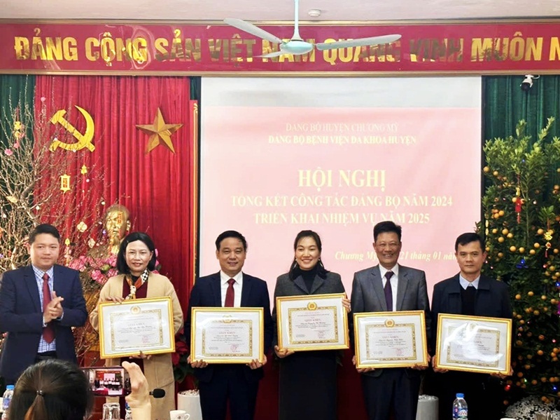 Đảng bộ Bệnh viện Đa khoa huyện Chương Mỹ: Vững vàng vai trò hạt nhân chính trị, dẫn dắt đổi mới, nâng cao chất lượng khám chữa bệnh