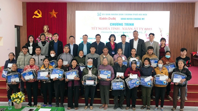 Tết đến sớm với người nghèo huyện Chương Mỹ: Ấm lòng từ nghĩa tình sẻ chia