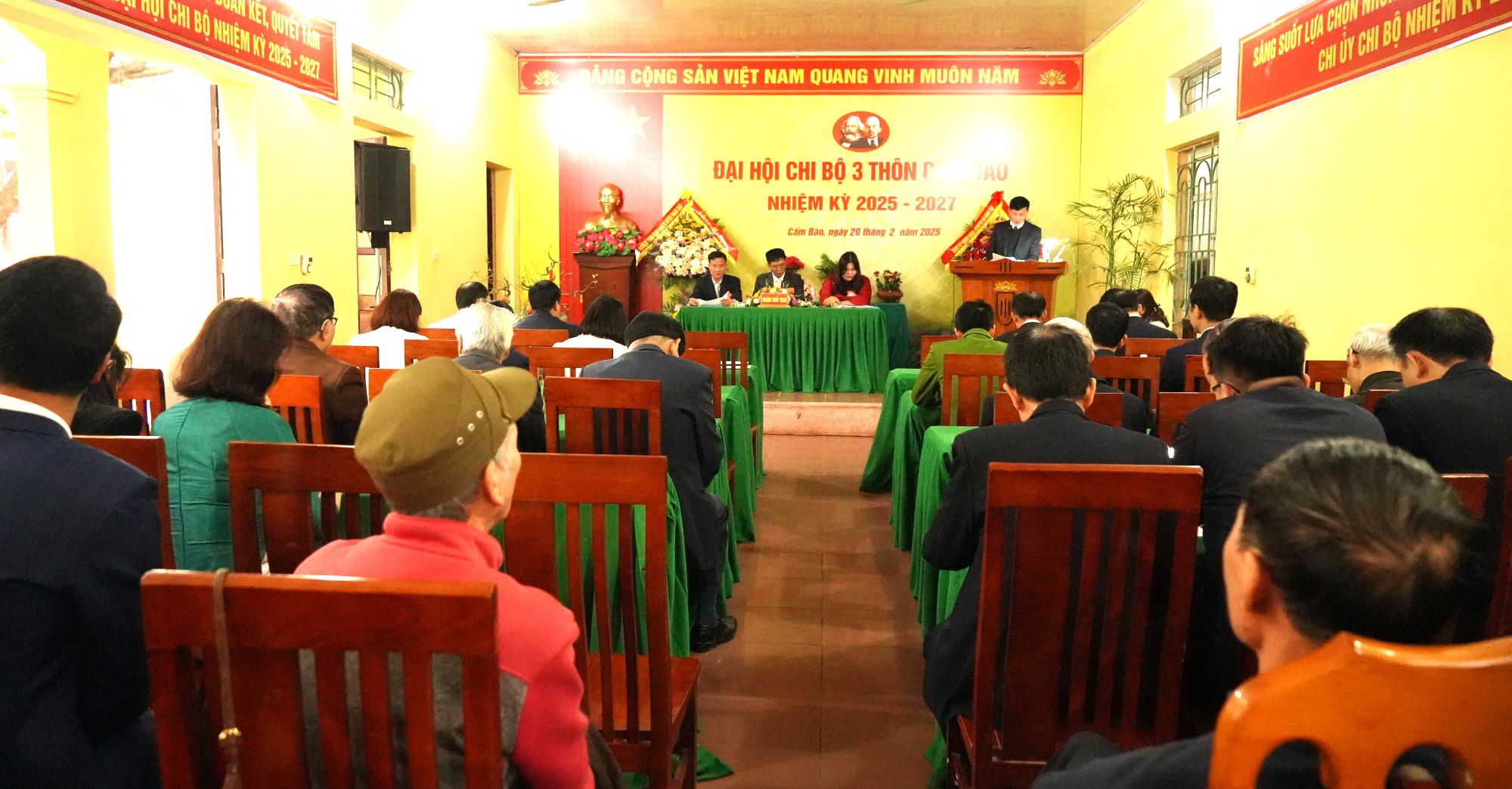 Chi bộ 3 thôn Cẩm Bào: Phát huy đoàn kết, quyết tâm thực hiện thắng lợi nghị quyết nhiệm kỳ mới