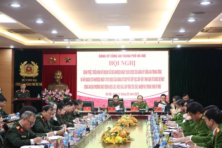 Công an thành phố Hà Nội đẩy nhanh sắp xếp tổ chức bộ máy, bảo đảm ổn định địa bàn và công tác chuyên môn