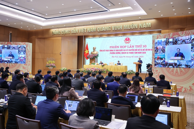 Hà Nội quyết liệt chuyển đổi số: Tăng tốc đột phá, dẫn dắt mô hình chính quyền số toàn diện