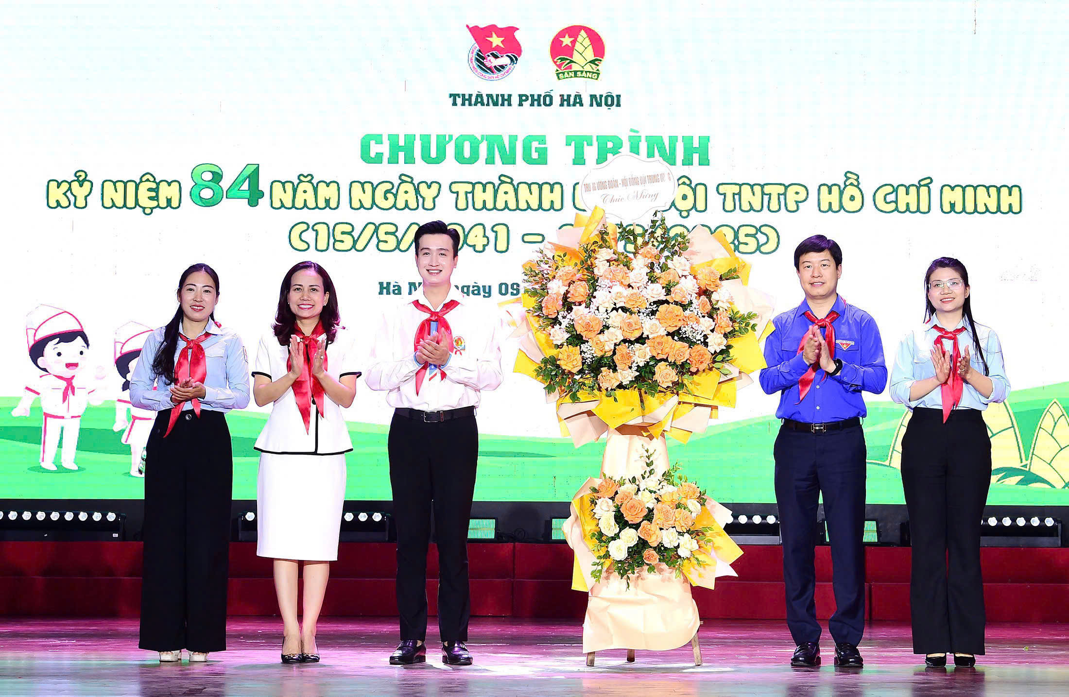 Thiếu nhi Thủ đô rạng rỡ sắc màu tuổi thơ, viết tiếp hành trình “Cháu ngoan Bác Hồ”