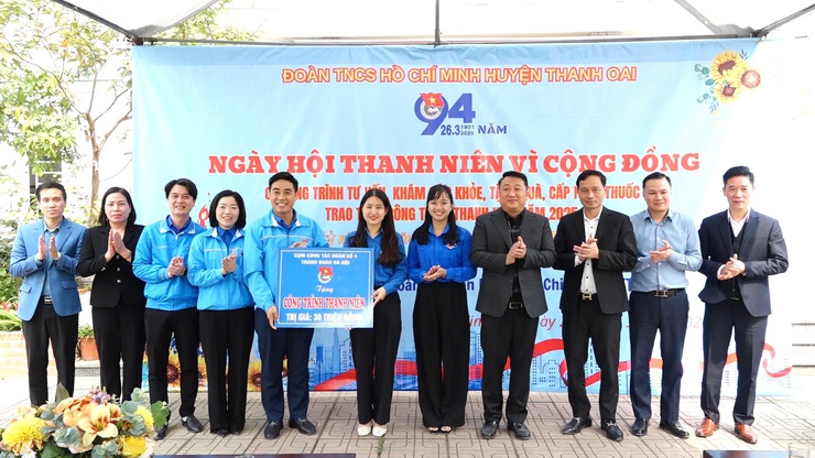 Tuổi trẻ Thanh Oai bừng sáng tinh thần cống hiến từ Ngày hội vì cộng đồng