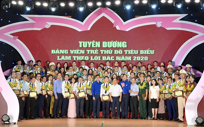 Hà Nội tuyên dương đảng viên trẻ tiêu biểu: Khẳng định vai trò tiên phong của tuổi trẻ trong xây dựng Đảng và phát triển Thủ đô