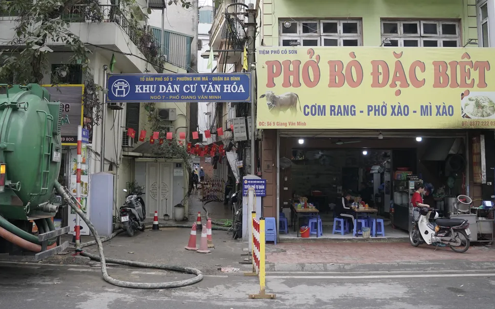Hiện tượng phụ gia đào hầm phun lên mặt đất trong thi công tuyến metro bằng TBM: Chủ đầu tư khẳng định không ảnh hưởng kết cấu công trình