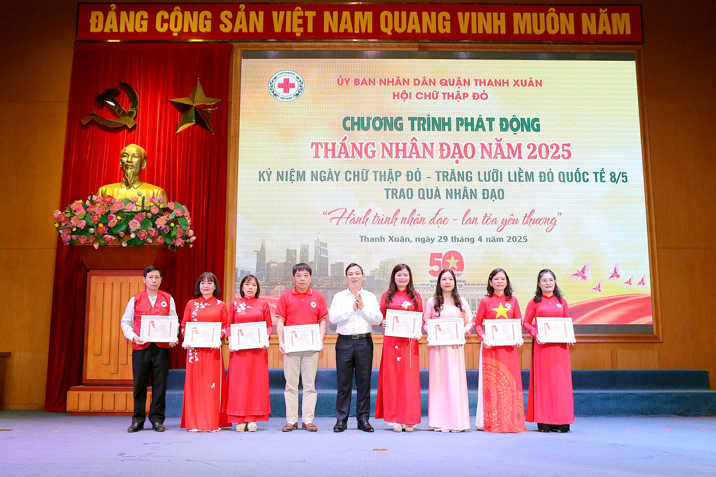 Hà Nội triển khai các hoạt động “Tháng Nhân đạo” năm 2025: Chung tay xây dựng cộng đồng nhân ái, lan tỏa yêu thương