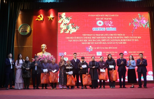 Lan tỏa tinh thần nhân ái, sẻ chia yêu thương dịp Tết Nguyên đán Ất Tỵ 2025