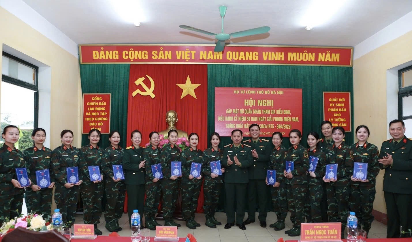 Nữ quân nhân lực lượng vũ trang Thủ đô sẵn sàng cho nhiệm vụ diễu binh kỷ niệm 50 năm Giải phóng miền Nam: Vinh dự, tự hào và ý chí quyết tâm cao nhất
